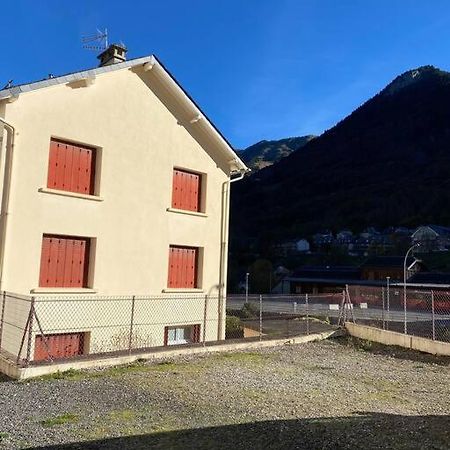 Appartement Au Centre Ville. Cauterets Exterior foto